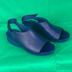 Camper Ballon Mattress Sandal size 39